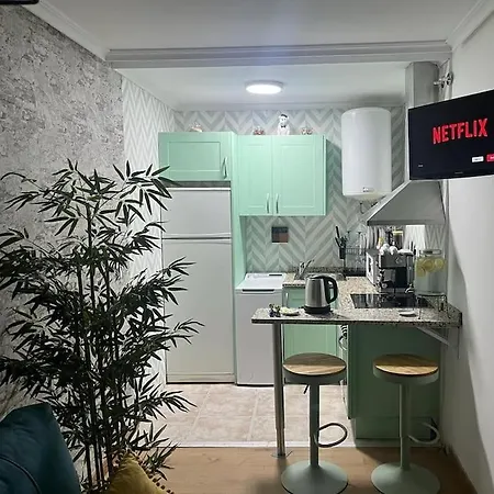 Callejon Del Greco Parking Gratuito